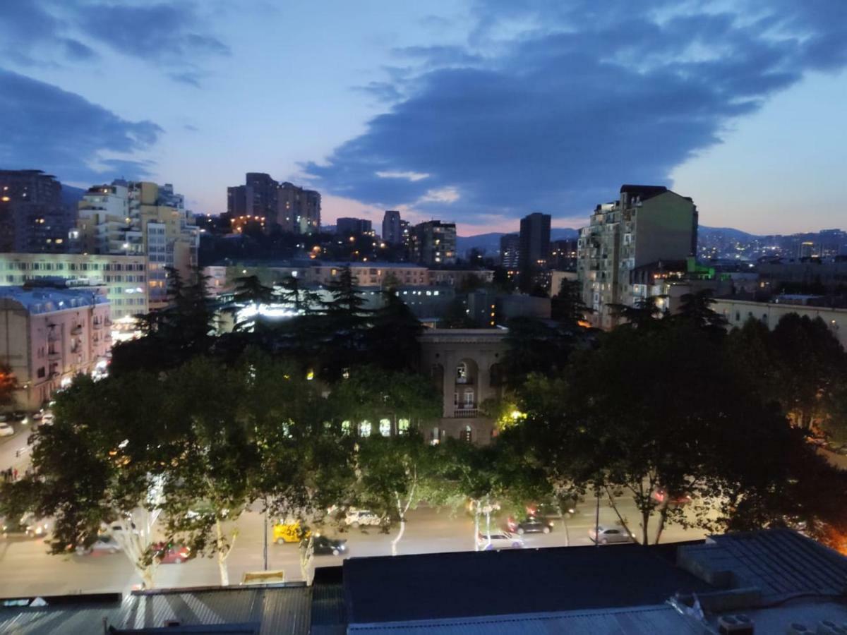 Апартаменты Tbilisi App 3 Экстерьер фото